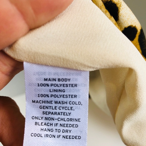 Abound Animal Print Top NWT - Picture 4 of 4